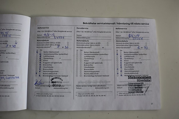 Opel Astra 16 of 18
