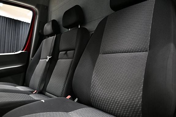 Volkswagen Crafter 20 of 28