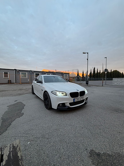 BMW 520d 3 of 10