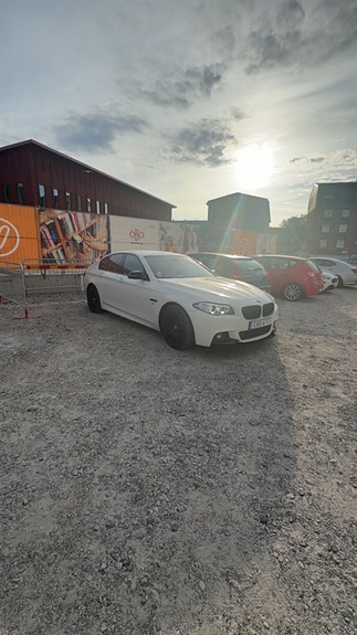 BMW 520d 4 of 10