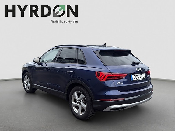 Audi Q3 4 of 15
