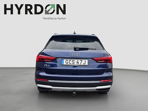 Audi Q3 5 of 15