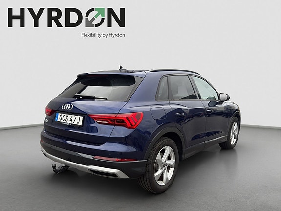 Audi Q3 6 of 15
