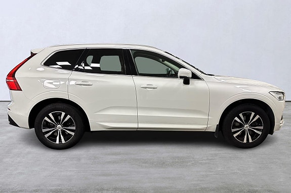 Volvo XC60 3 of 22