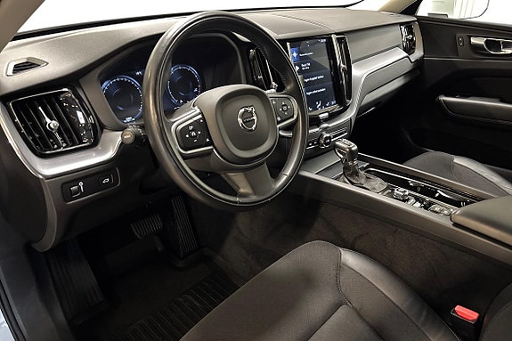 Volvo XC60 8 of 22