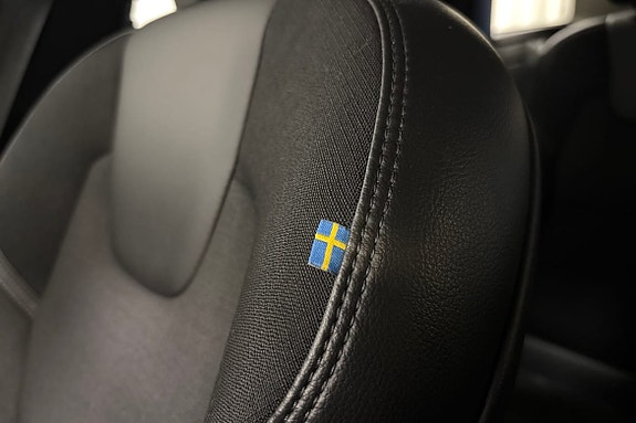 Volvo XC60 15 of 22
