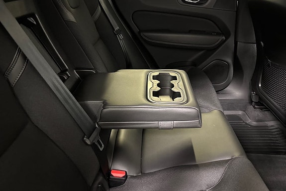 Volvo XC60 19 of 22