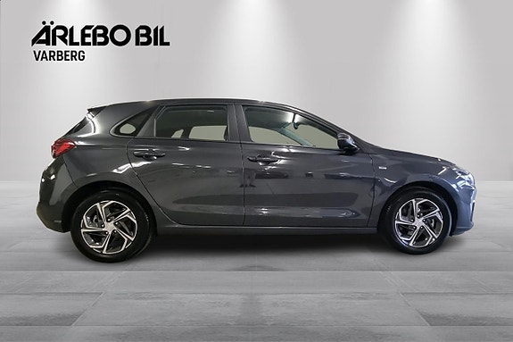 Hyundai i30 6 of 16