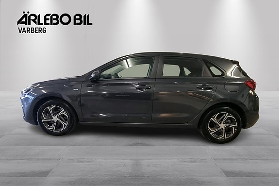Hyundai i30 2 of 16