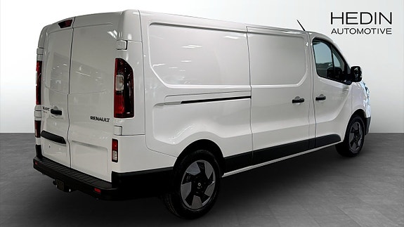 Renault Trafic 2 of 9