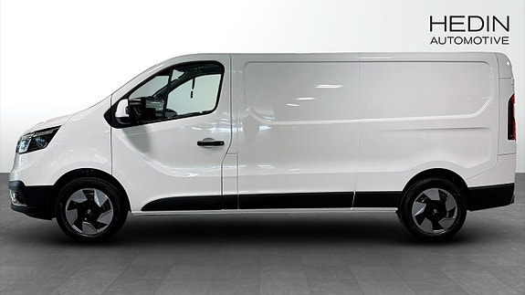 Renault Trafic 6 of 9