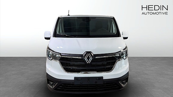 Renault Trafic 8 of 9