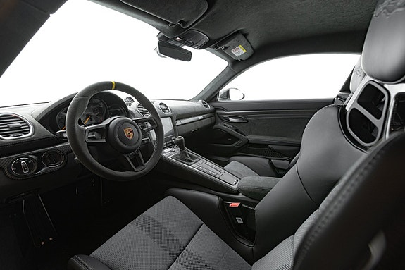 Porsche 718 Cayman GT4 RS 14 of 30