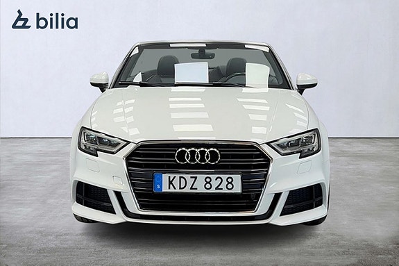 Audi A3 8 of 16