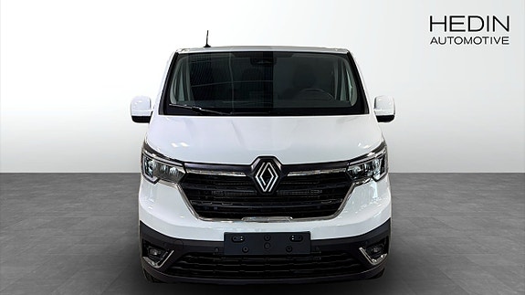 Renault Trafic 8 of 9