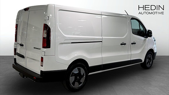 Renault Trafic 2 of 9