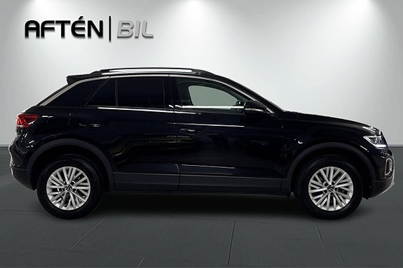 Volkswagen T-Roc 6 of 21
