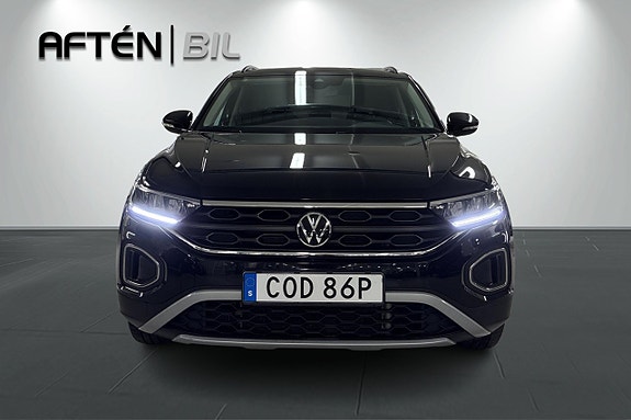 Volkswagen T-Roc 3 of 21