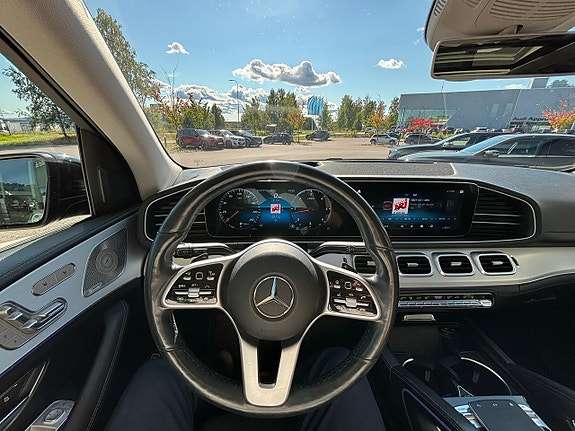 Mercedes-Benz GLE350 d 16 of 23