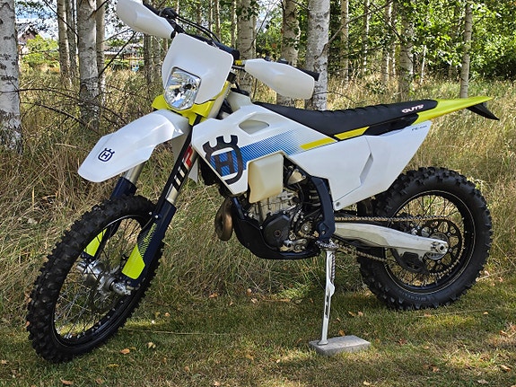 Husqvarna FE 450 2024 Perfekt Skick 8 of 9