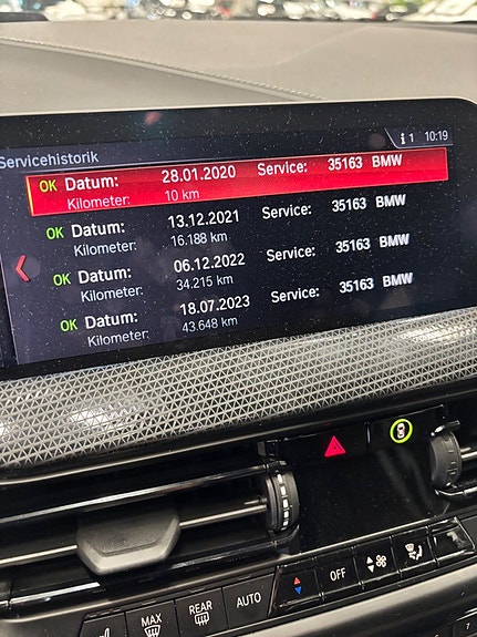 BMW 118i 11 of 25