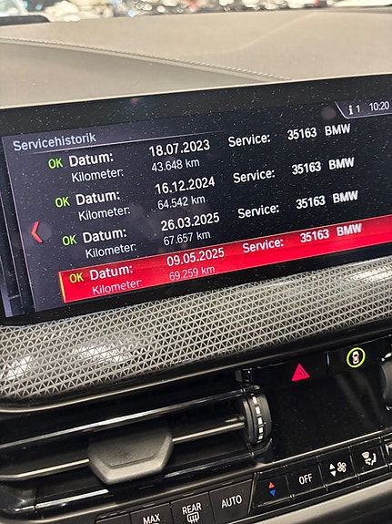 BMW 118i 12 of 25