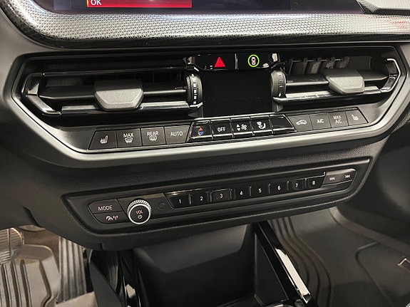 BMW 118i 20 of 25
