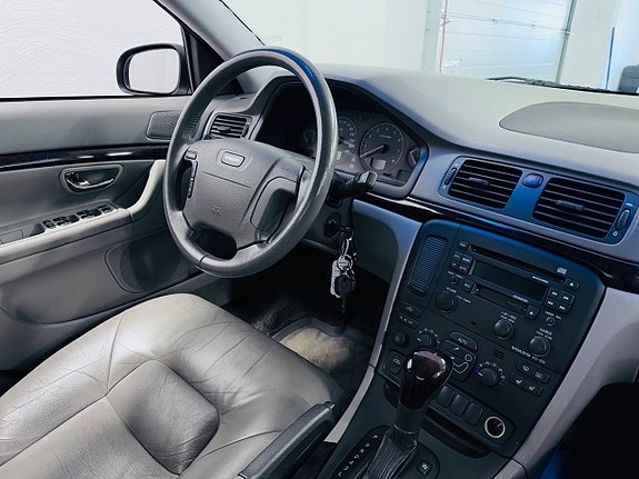 Volvo S80 5 of 14