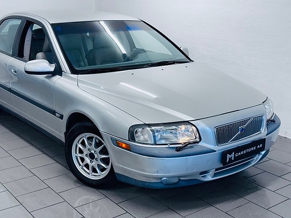 Volvo S80 2 of 14