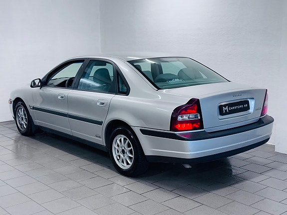 Volvo S80 13 of 14