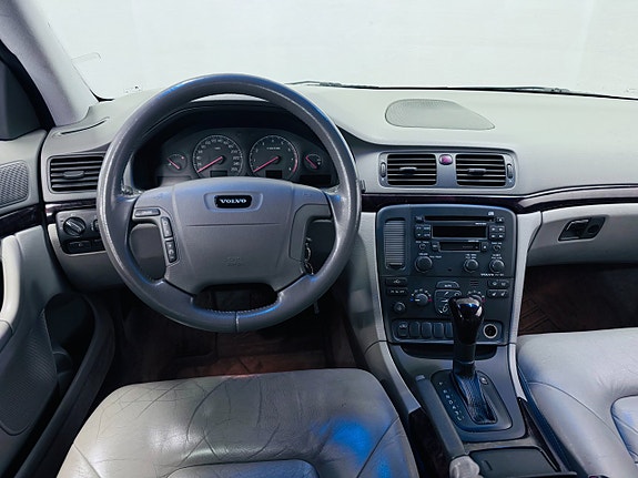 Volvo S80 12 of 14