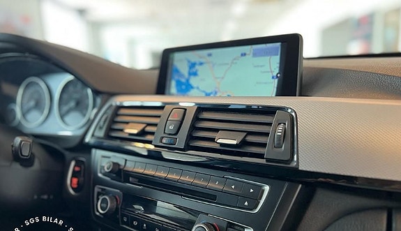 BMW 320d 5 of 7