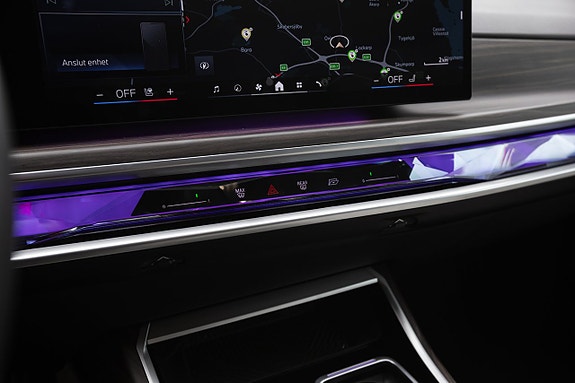 BMW M760e 16 of 27