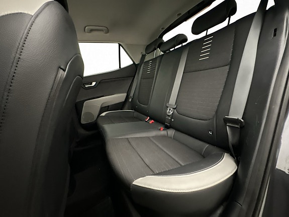 Kia Stonic 18 of 27