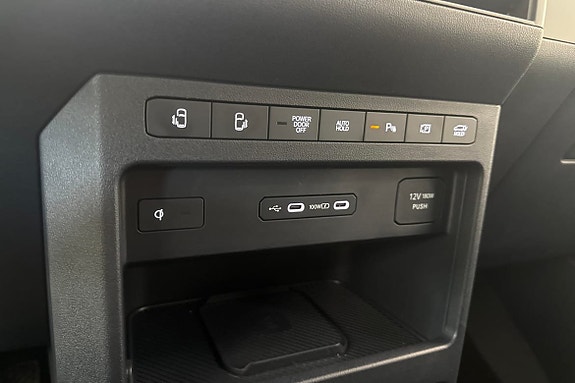 Kia PV5 15 of 15