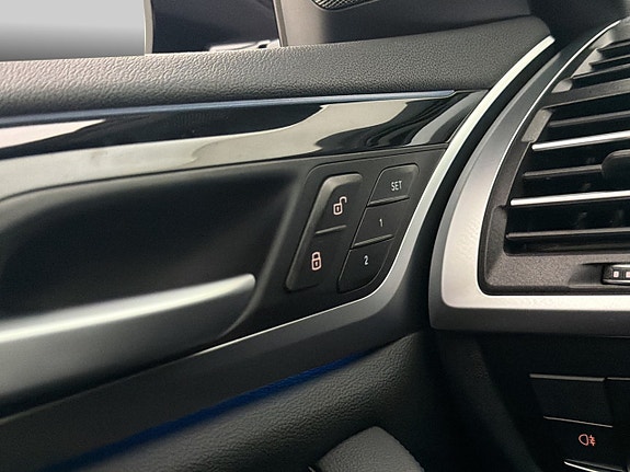 BMW iX3 15 of 30