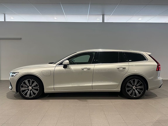 Volvo V60 5 of 17