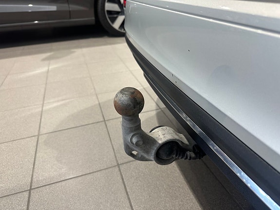 Volvo V60 9 of 17