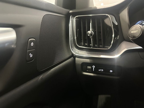 Volvo V60 17 of 17