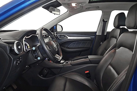 MG ZS 10 of 15