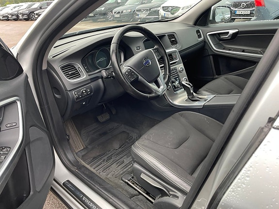 Volvo V60 5 of 5