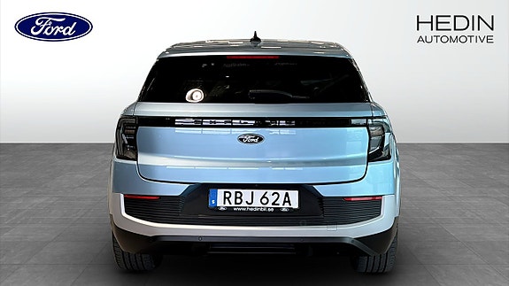 Ford Explorer 7 of 16