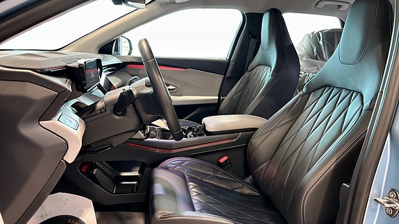 Ford Explorer 5 of 16