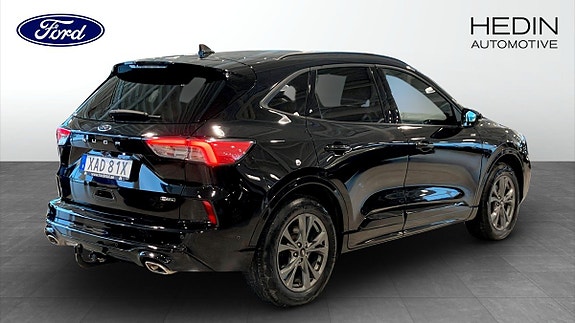 Ford Kuga 2 of 9