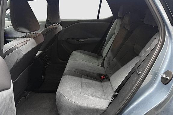 Lexus RZ300e 14 of 20