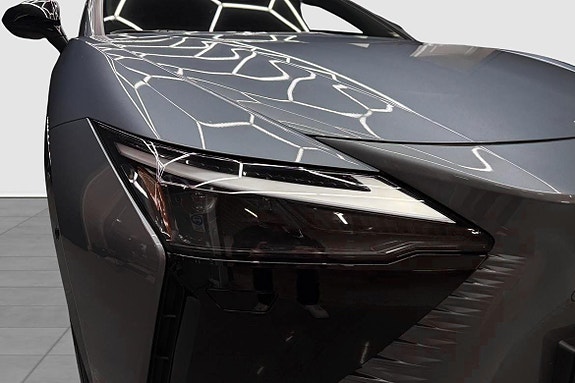 Lexus RZ300e 9 of 20