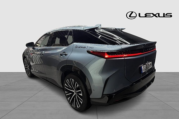 Lexus RZ300e 2 of 20