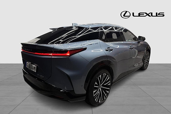 Lexus RZ300e 5 of 20
