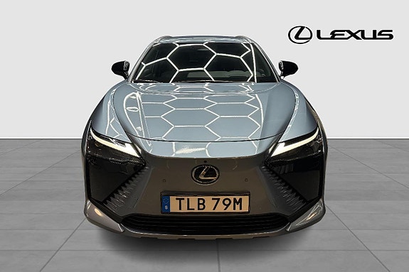 Lexus RZ300e 8 of 20