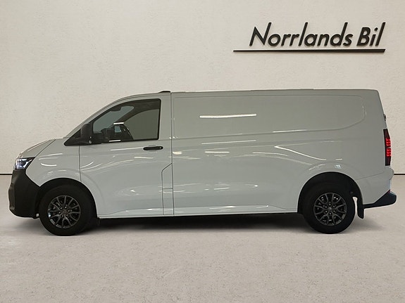 Volkswagen Transporter 2 of 10